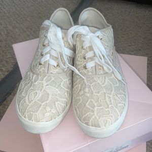 lace low toe just fab shoes!